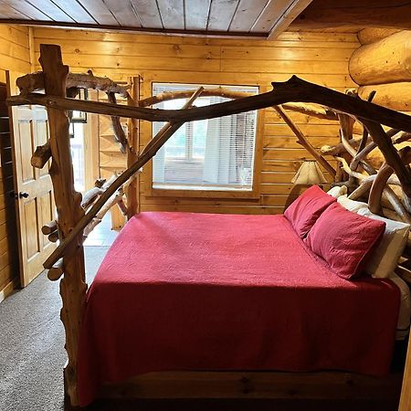Infinite Views - Secluded With Mountain Views Cabin Гатлинбург Экстерьер фото
